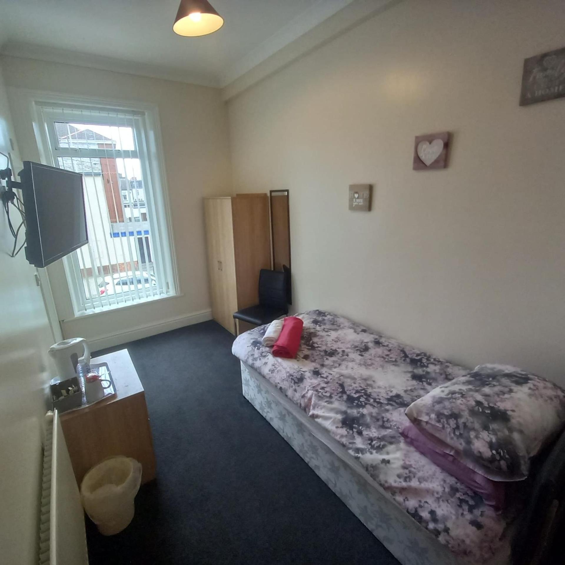 לינה וארוחת בוקר בלקפול Bayswater House מראה חיצוני תמונה